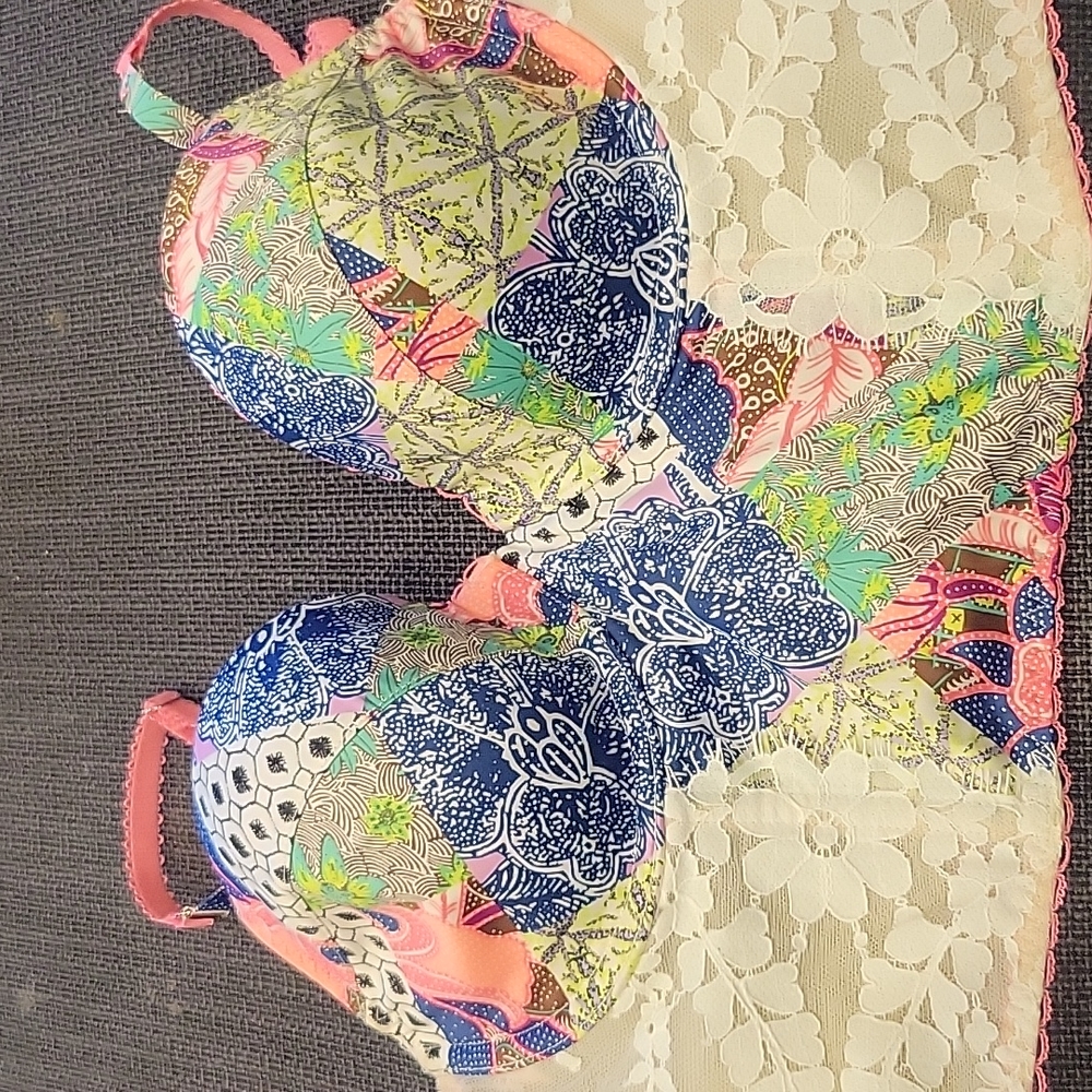 Victoria secret bra